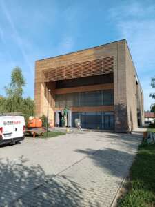 Tratare si Vopsire dupa Sablare Cladire Centrul de afaceri Harghita Business Center Partea 2 12
